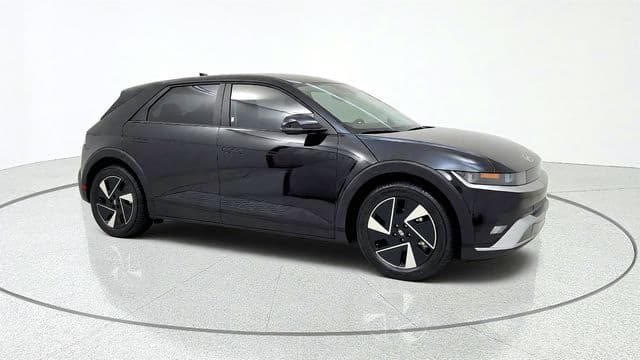 2025 Hyundai IONIQ 5 Base — photo 1 of 84