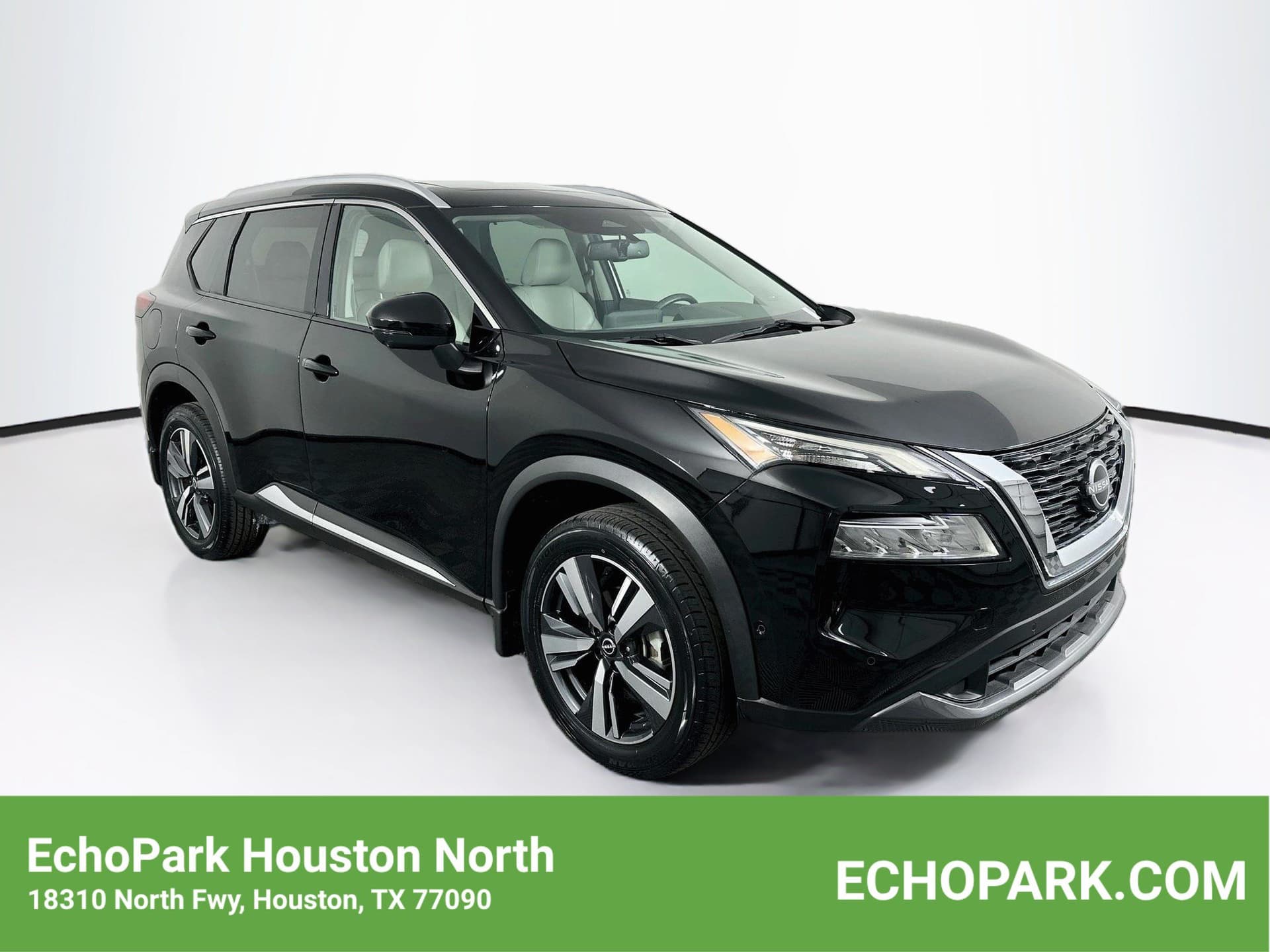 2023 Nissan Rogue SL — photo 1 of 32