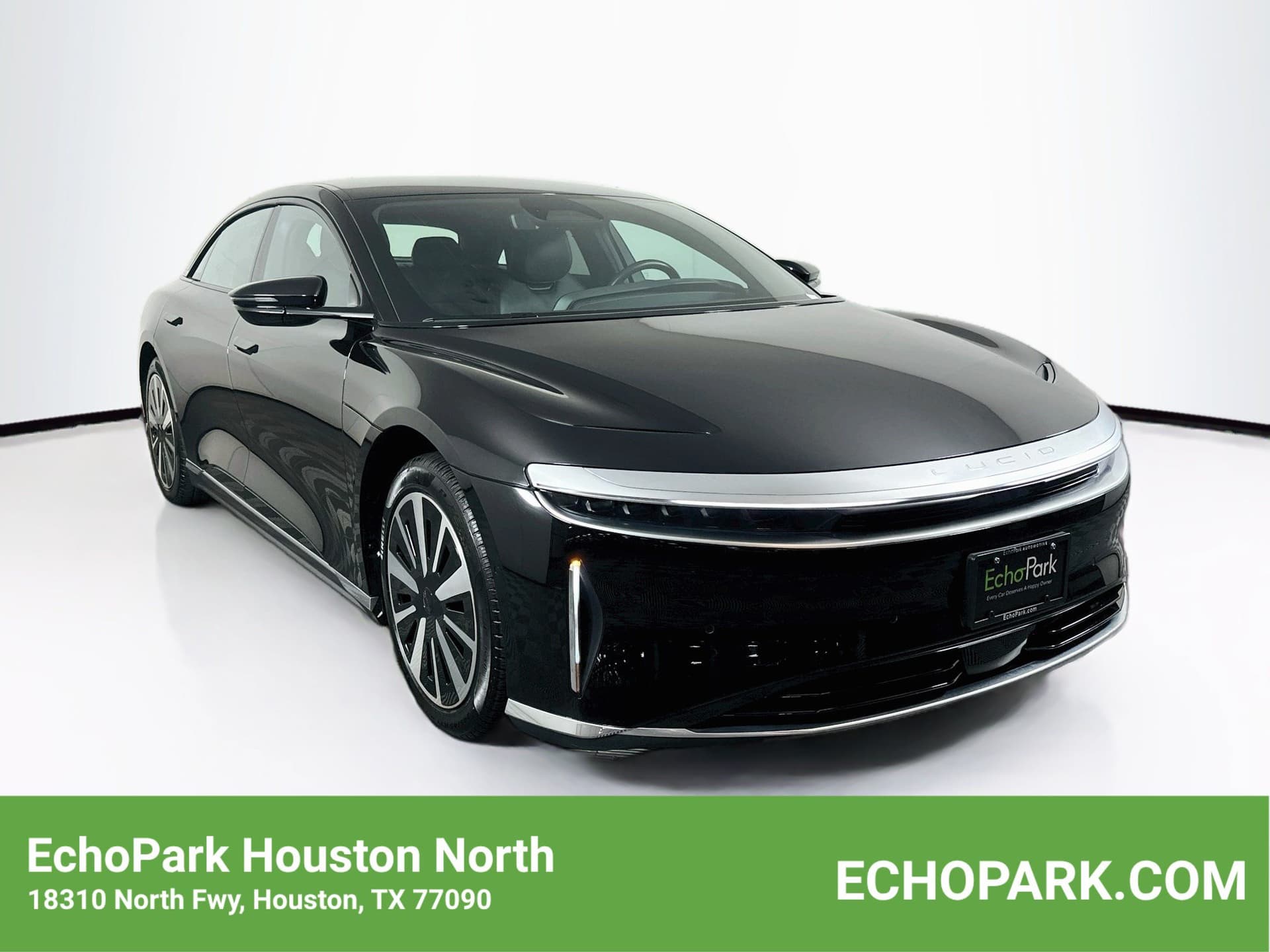 2024 Lucid Air Touring — photo 1 of 27