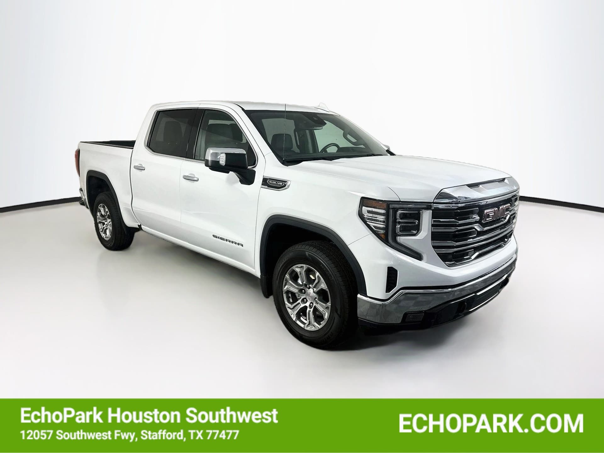 2025 GMC Sierra 1500 SLT — photo 1 of 30