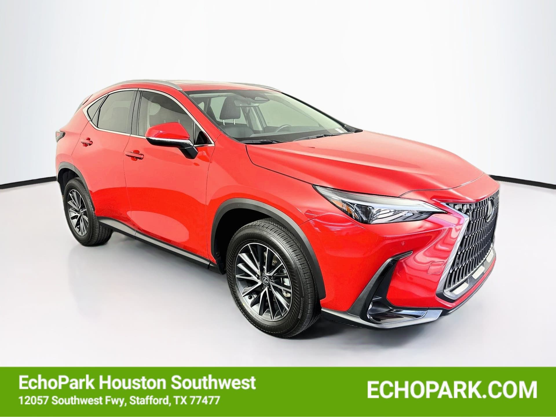 2025 Lexus NX 250 Base — photo 1 of 32