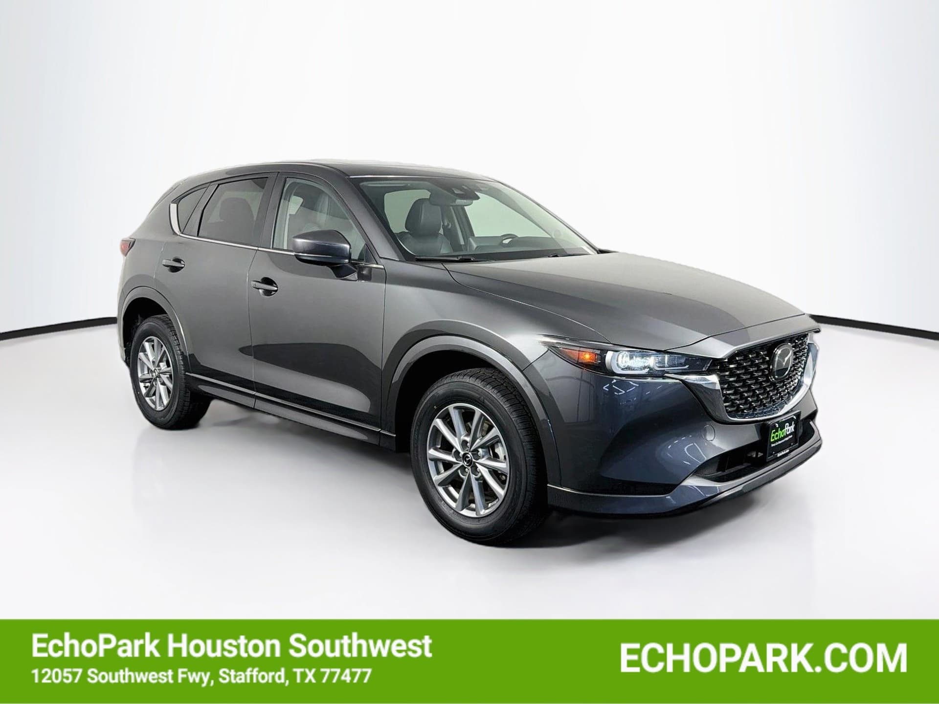 2025 Mazda CX-5 2.5 S Preferred Package — photo 1 of 33