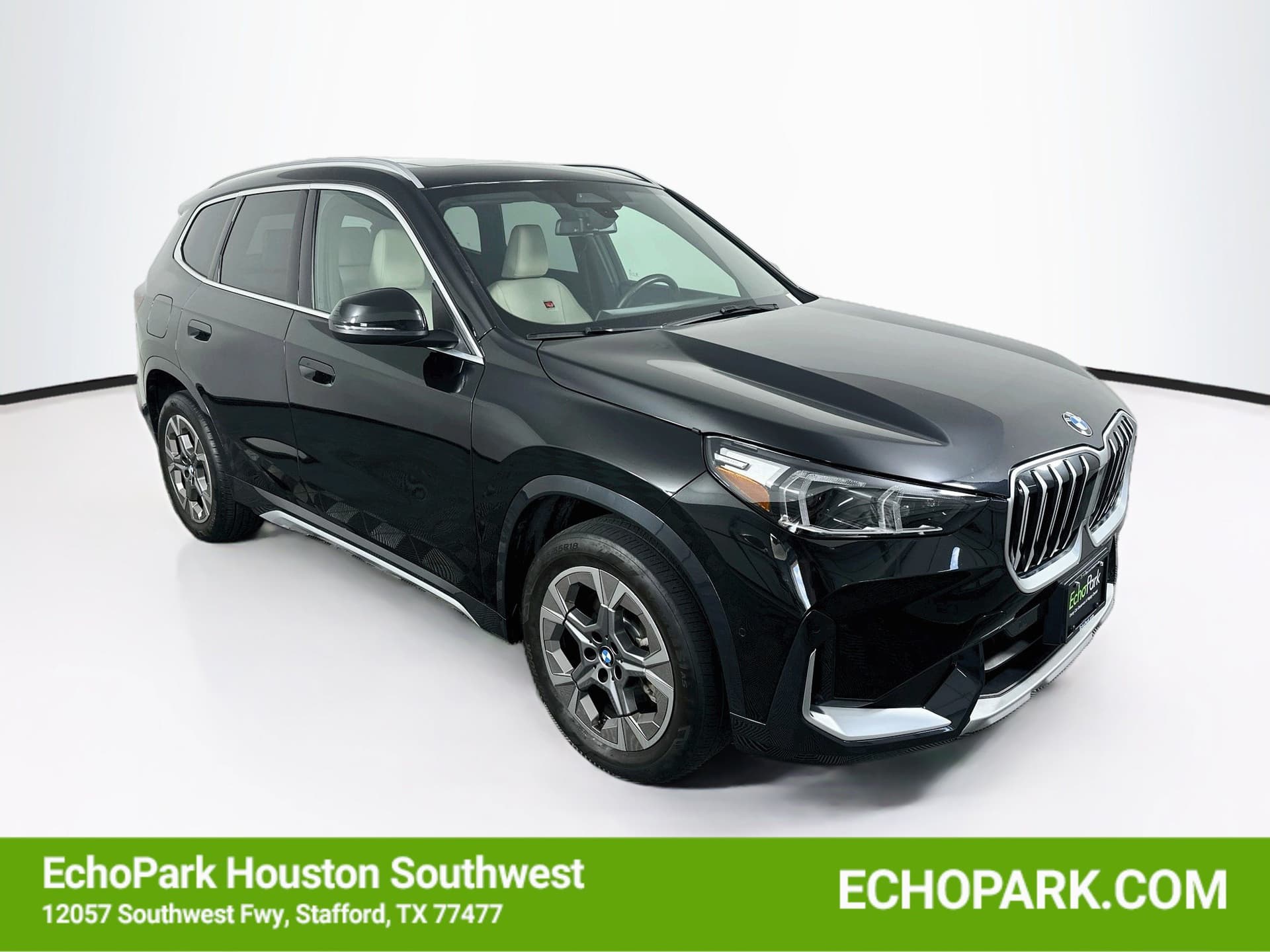 2025 BMW X1 xDrive28i — photo 1 of 33