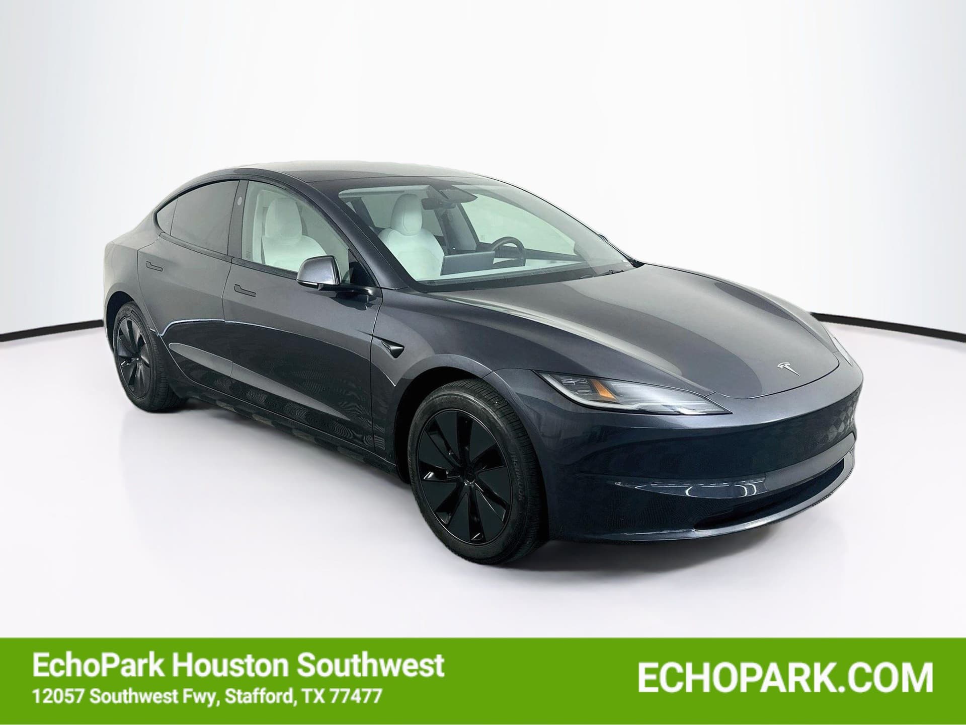 2025 Tesla Model 3 Long Range — photo 1 of 30