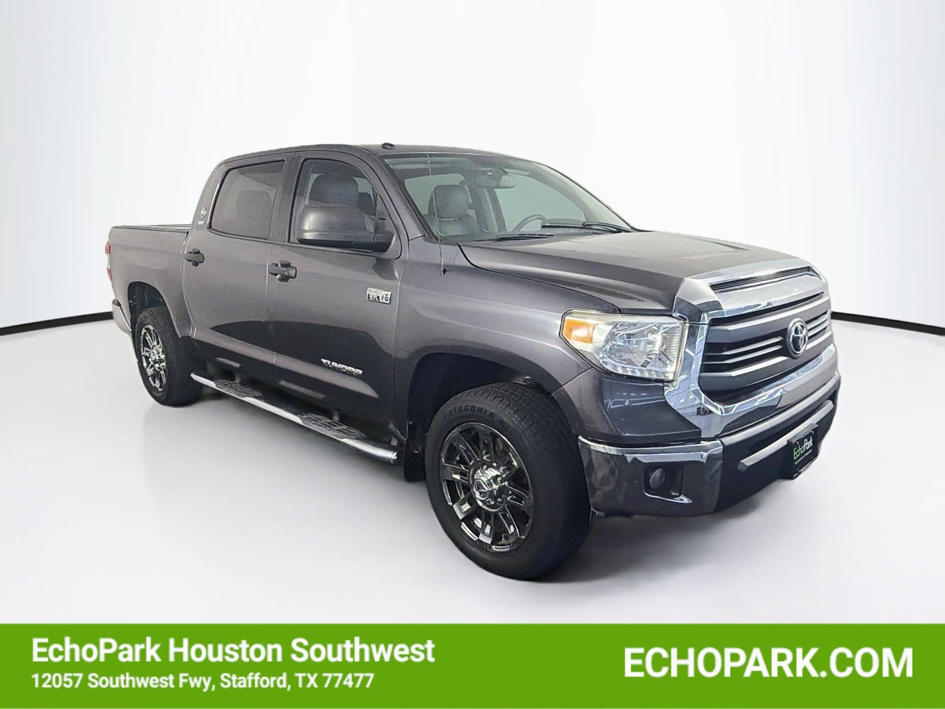 2015 Toyota Tundra 4WD Truck Base — photo 1 of 30