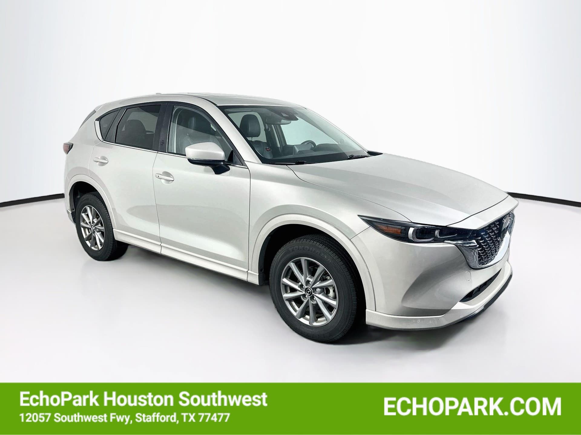 2025 Mazda CX-5 2.5 S Preferred Package — photo 1 of 31