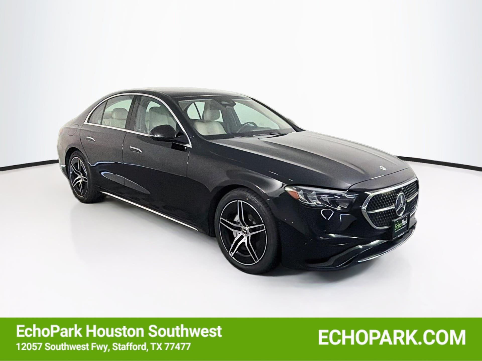2025 Mercedes-Benz E-Class E 350 — photo 1 of 33