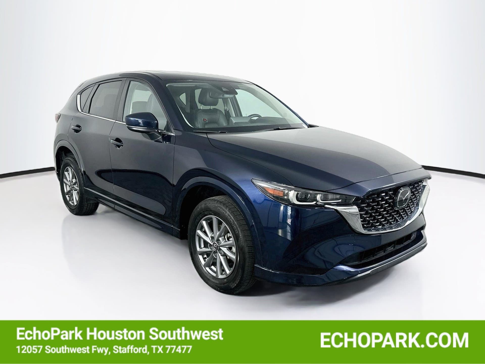 2025 Mazda CX-5 2.5 S Preferred Package — photo 1 of 32