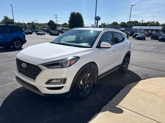 2021 Hyundai Tucson Sport — photo 1 of 9