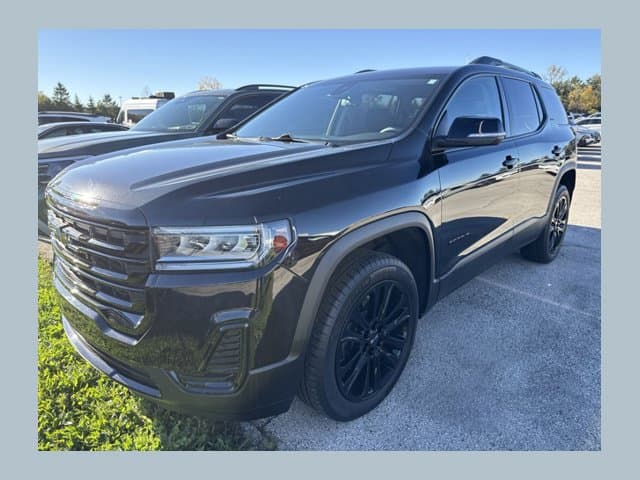 2023 GMC Acadia SLE — photo 1 of 12