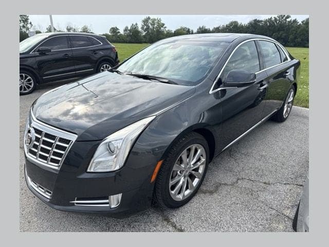 2013 Cadillac XTS Premium — photo 1 of 12