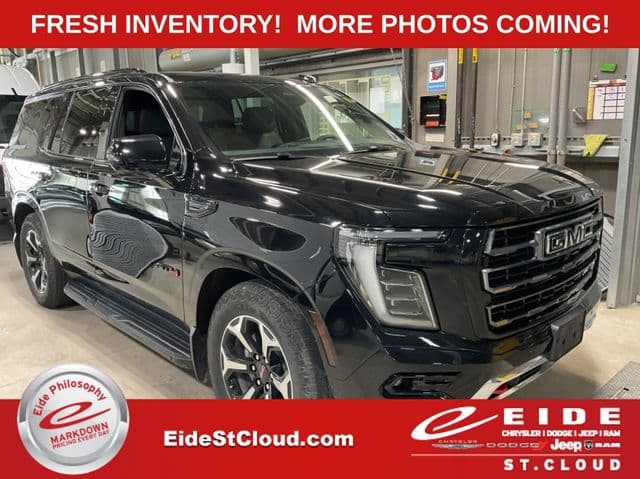 2025 GMC Yukon AT4 — photo 1 of 13