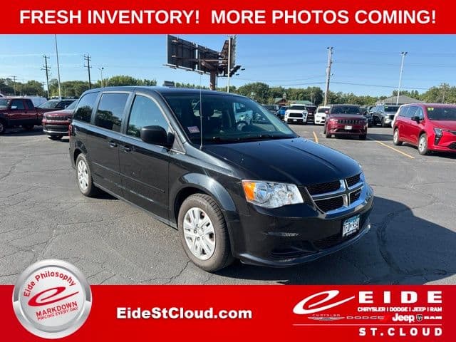 2016 Dodge Grand Caravan SE — photo 1 of 20