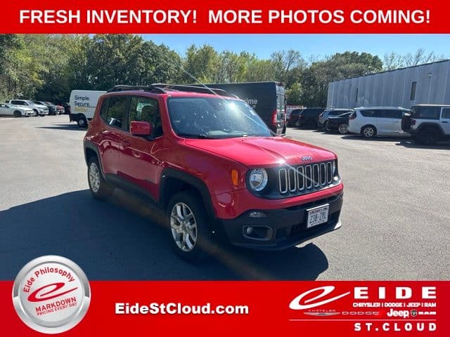 2018 Jeep Renegade Latitude — photo 1 of 20