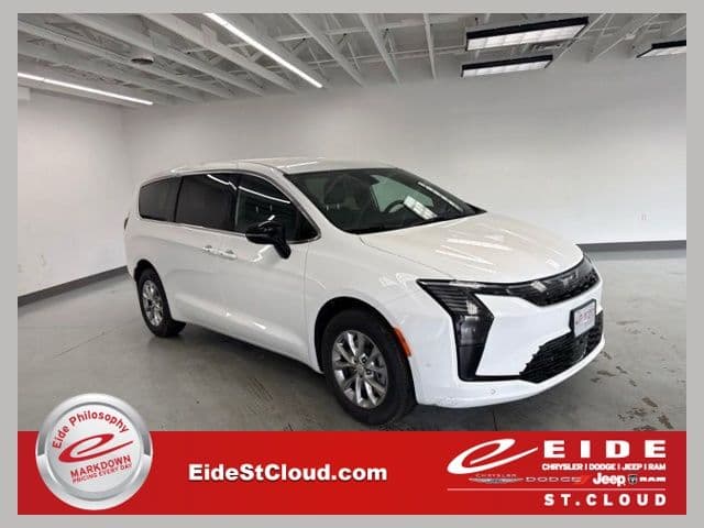 2027 Chrysler Pacifica SELECT AWD — photo 1 of 58