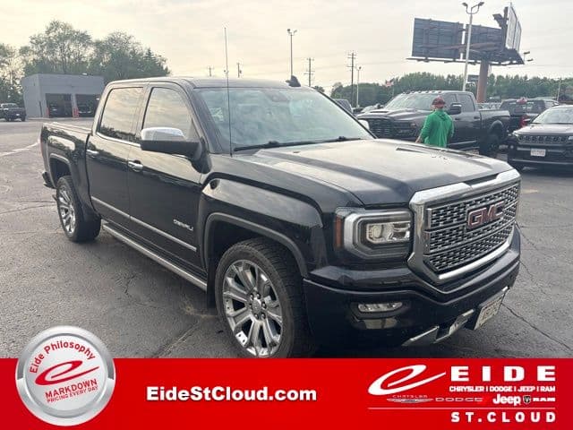 2017 GMC Sierra 1500 Denali — photo 1 of 25