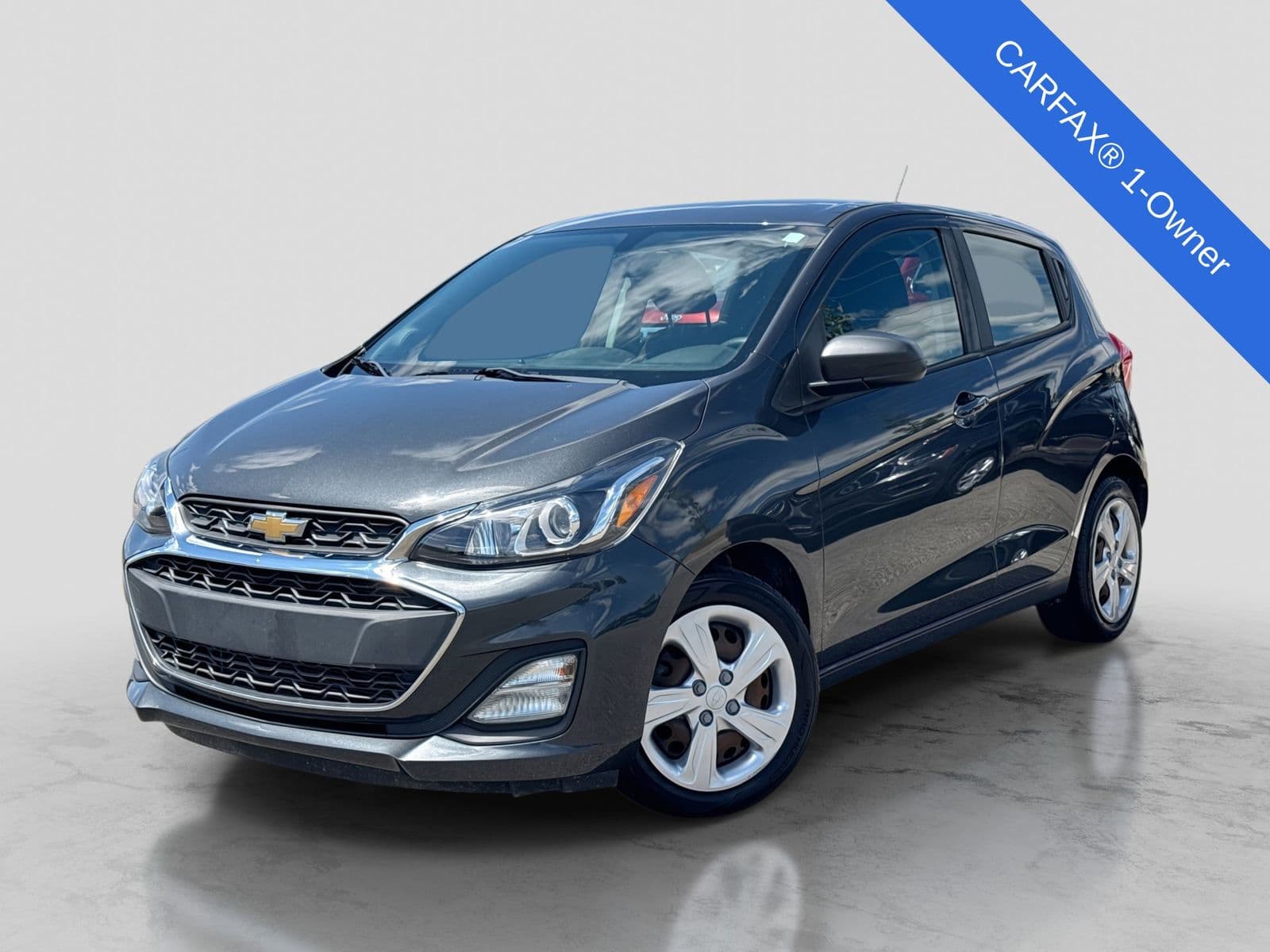 2020 Chevrolet Spark LS — photo 1 of 33