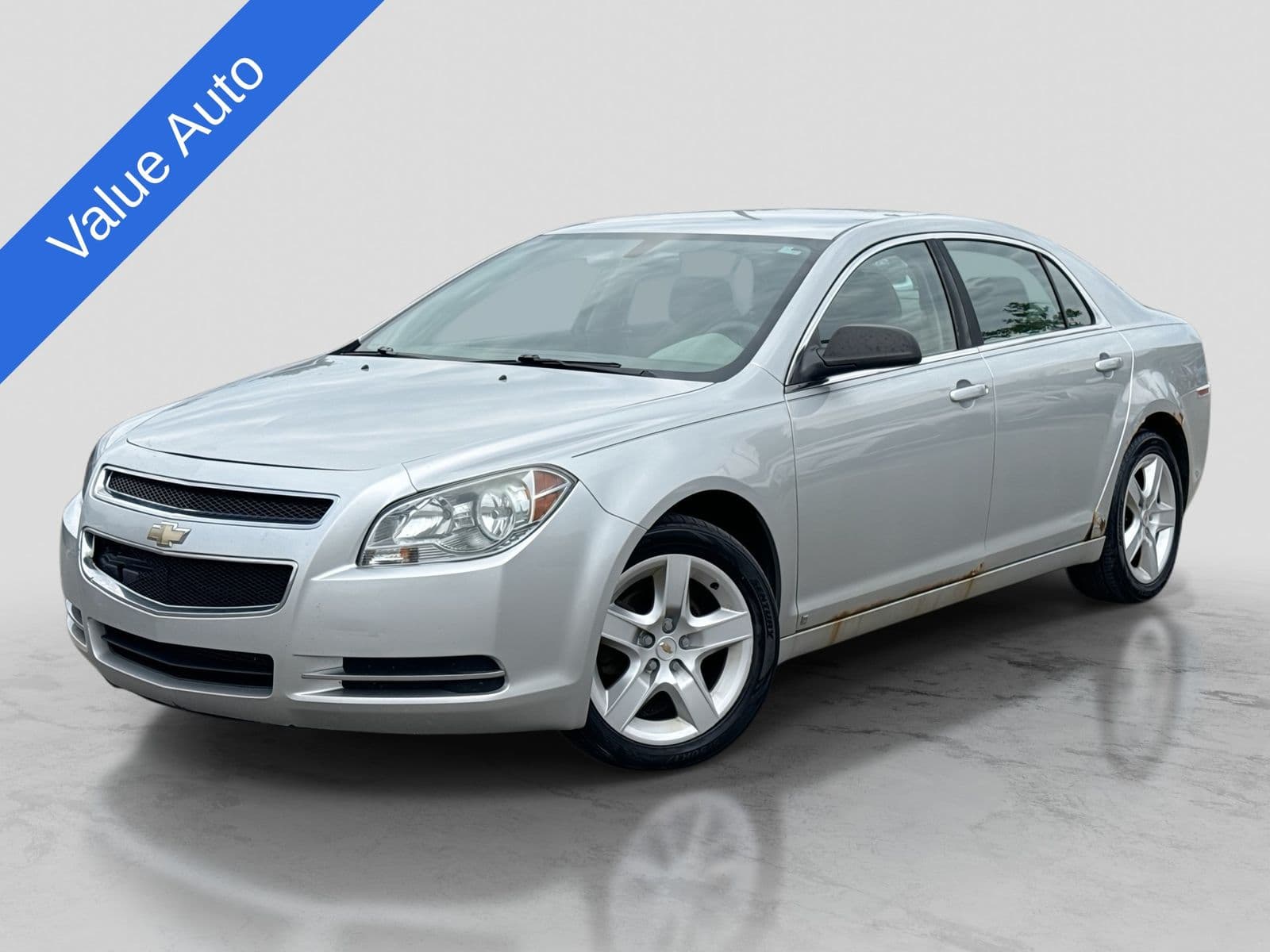 2009 Chevrolet Malibu LS — photo 1 of 31