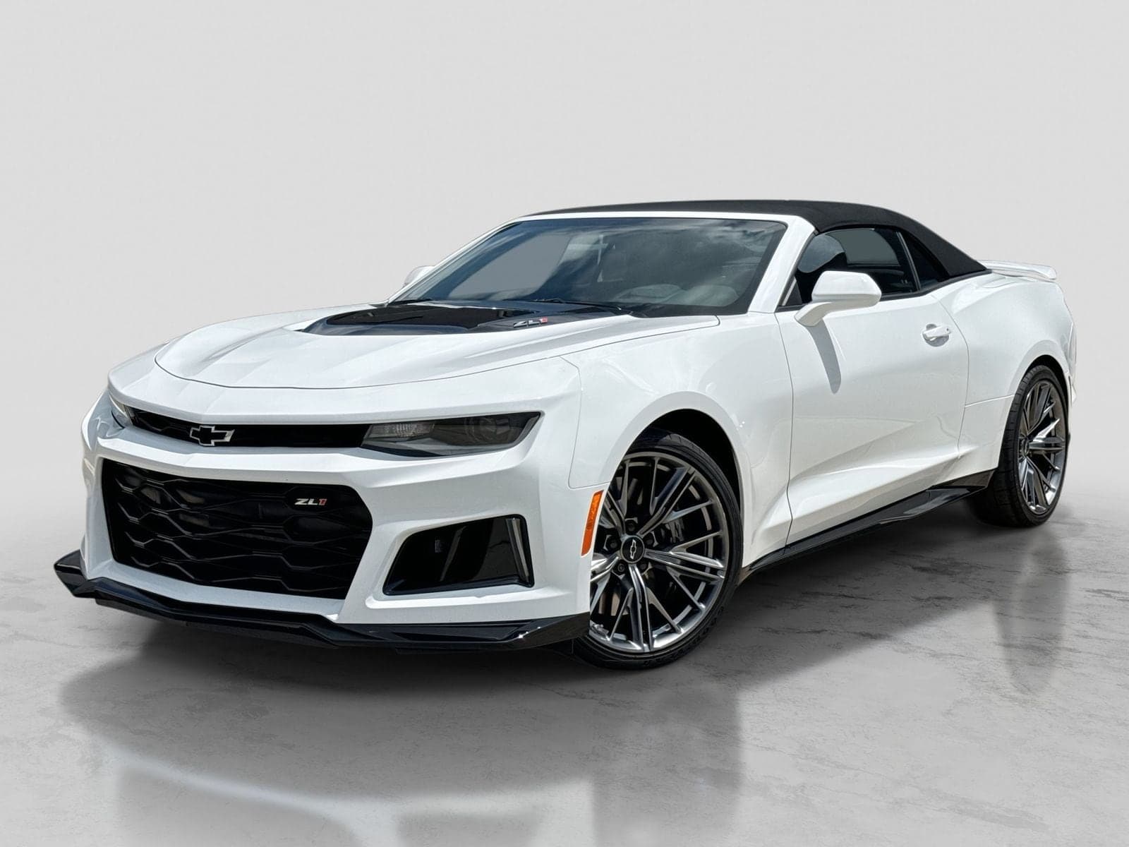 2023 Chevrolet Camaro ZL1 — photo 1 of 38