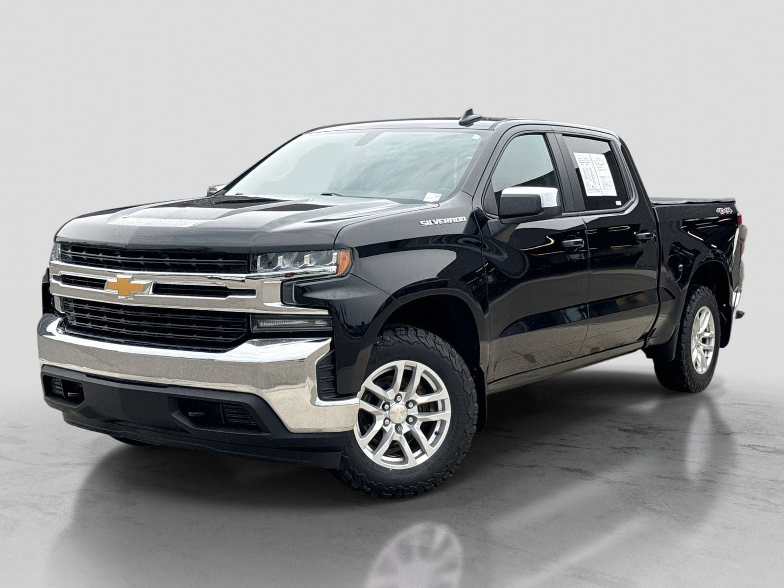 2019 Chevrolet Silverado 1500 LT — photo 1 of 39