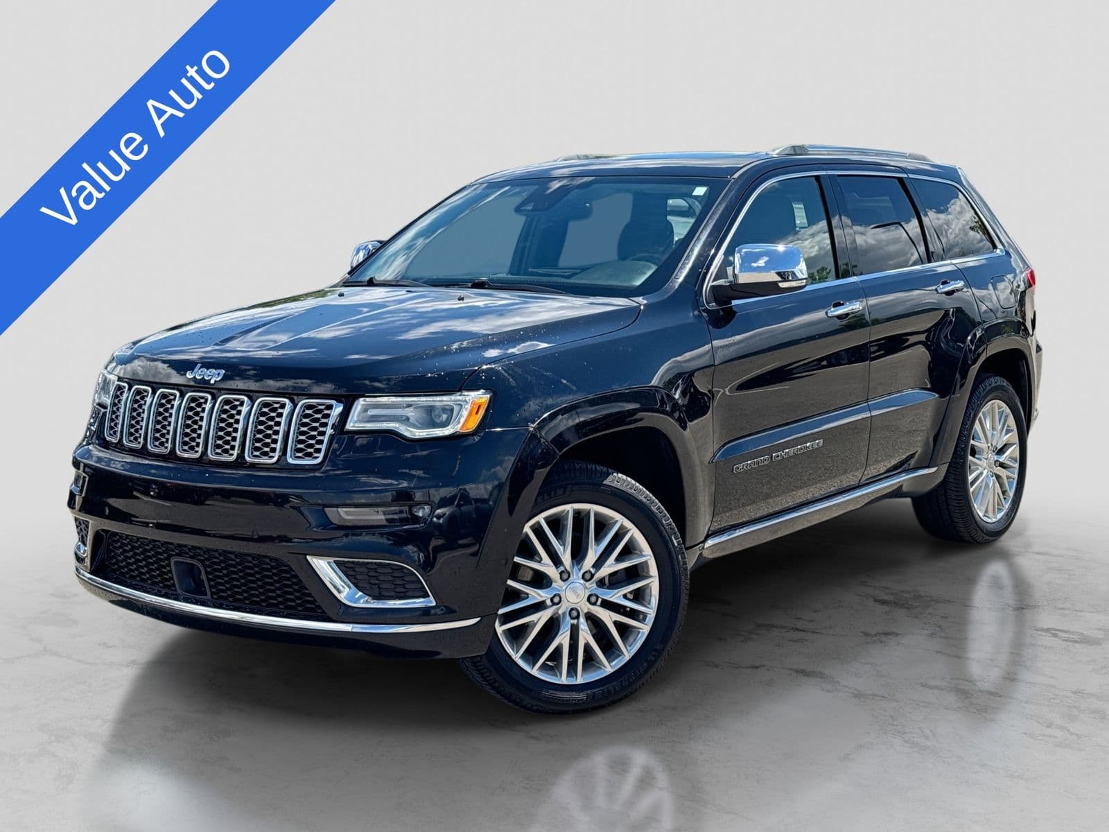 2018 Jeep Grand Cherokee Summit — photo 1 of 25