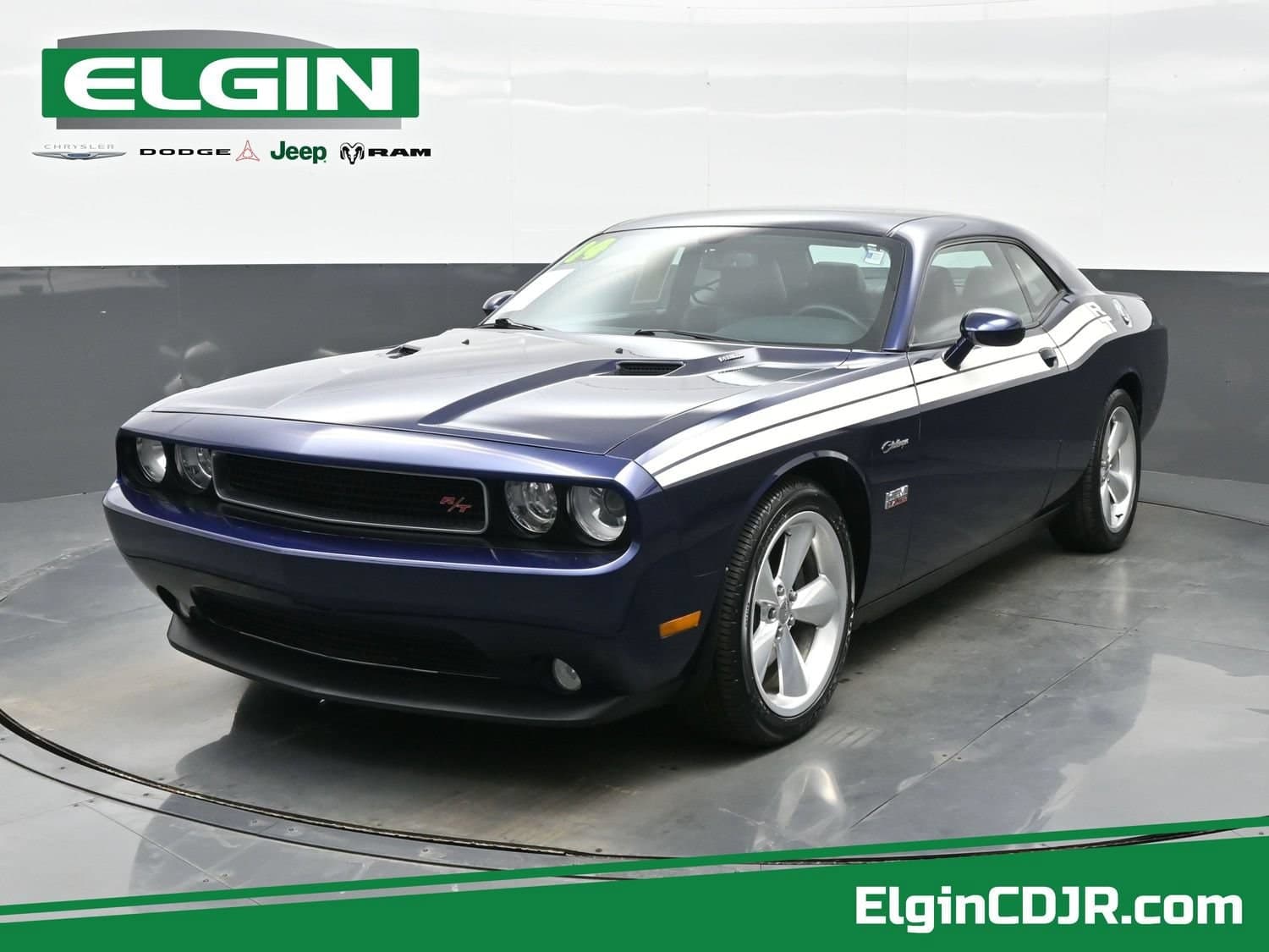 2014 Dodge Challenger R/T — photo 1 of 40