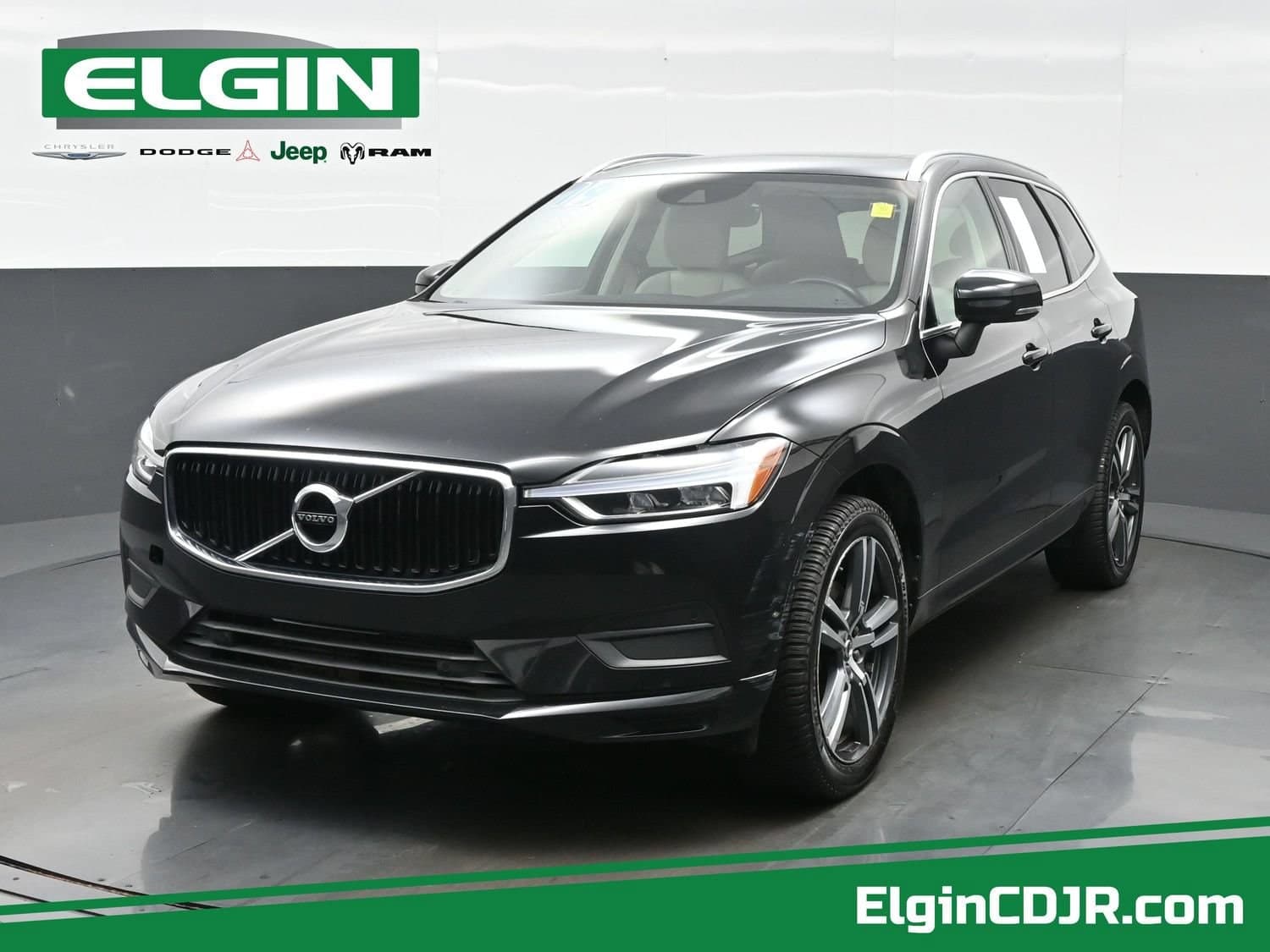 2019 Volvo XC60 T5 Momentum — photo 1 of 43