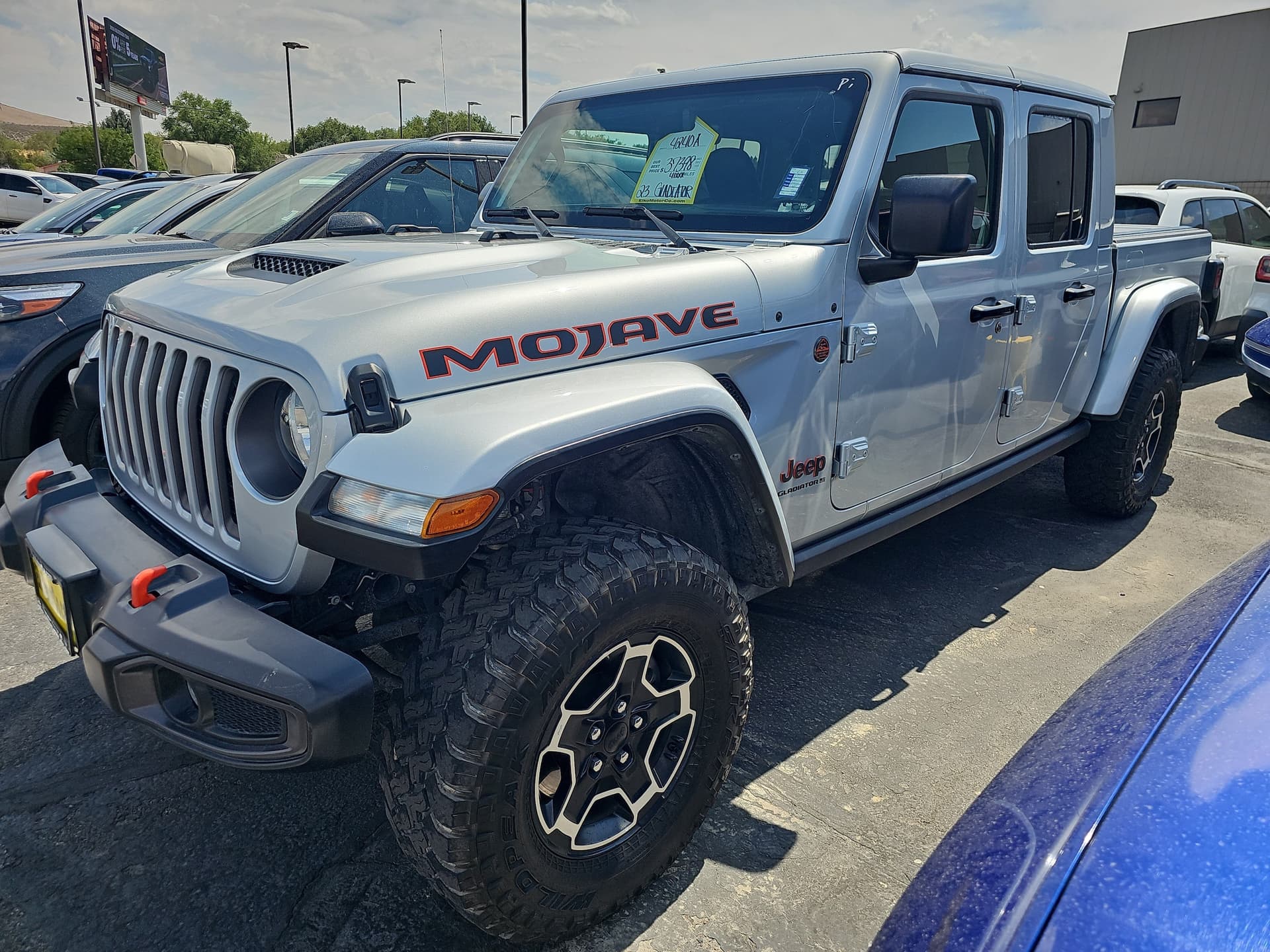 2023 Jeep Gladiator MOJAVE — photo 1 of 5