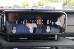 Extra Photo