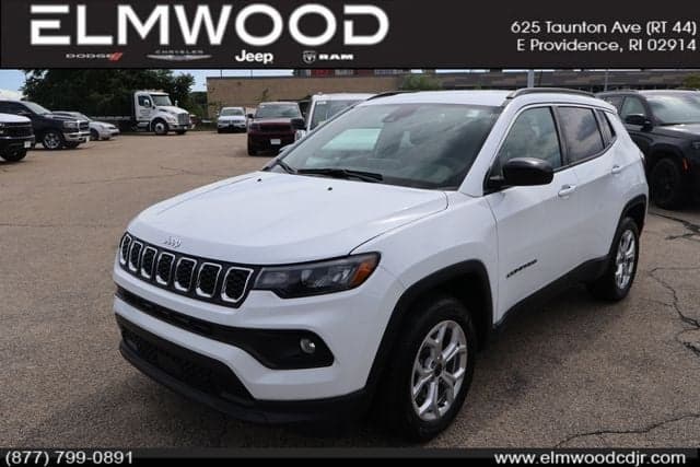 2025 Jeep Compass Latitude — photo 1 of 20