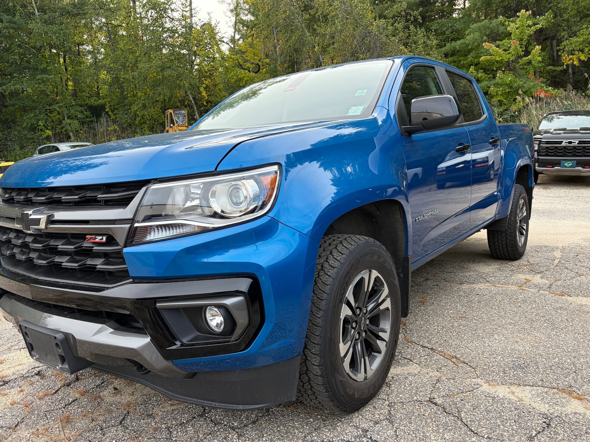 2022 Chevrolet Colorado 4WD Z71 — photo 1 of 2