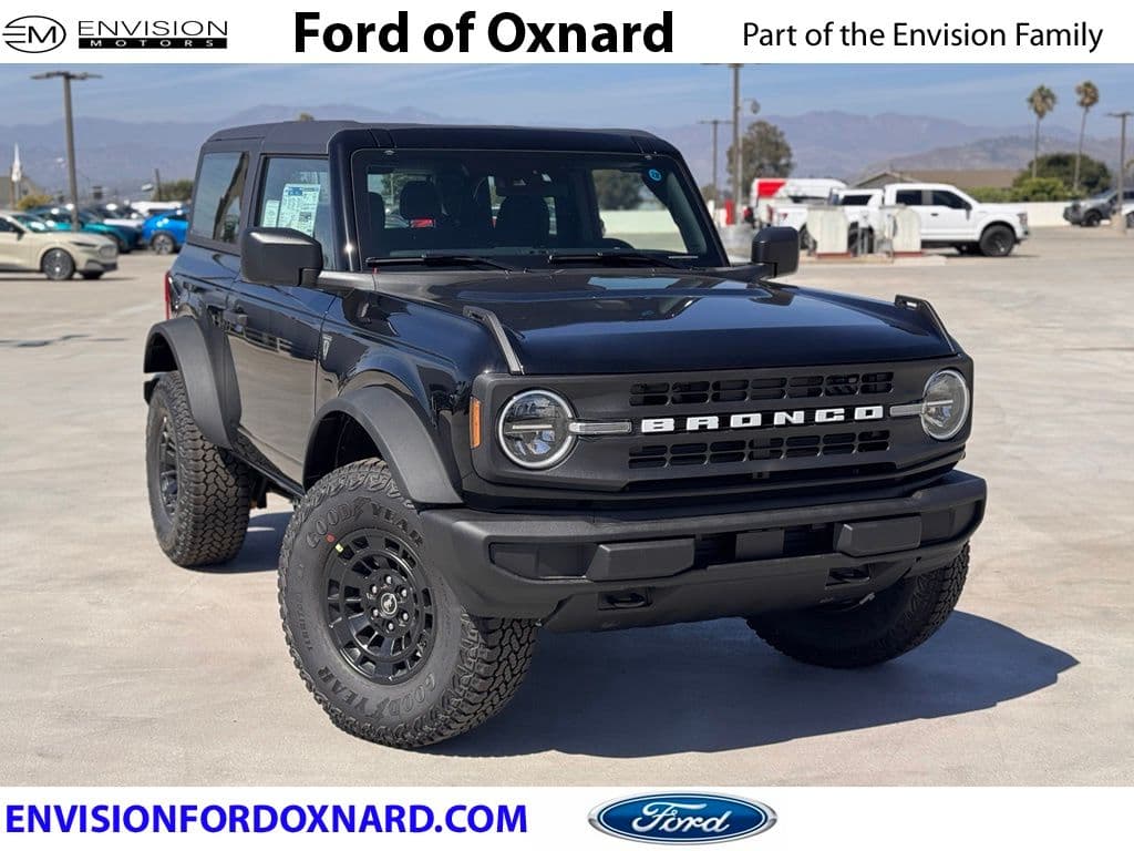 2026 Ford Bronco Base — photo 1 of 25