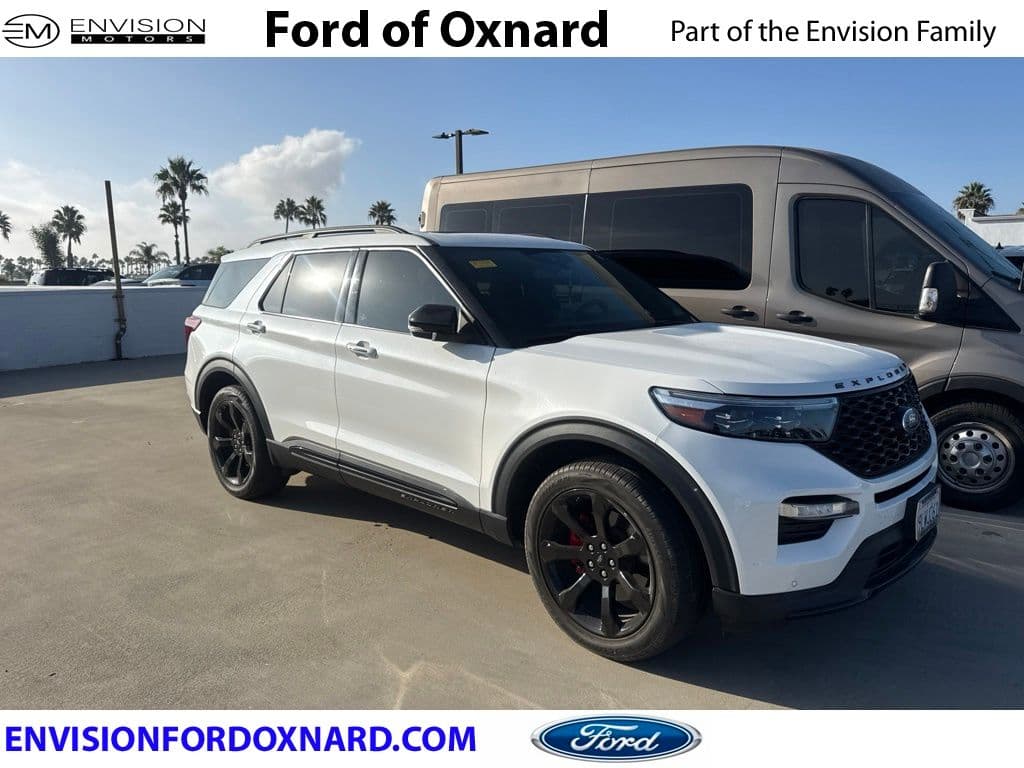 2023 Ford Explorer ST — photo 1 of 3
