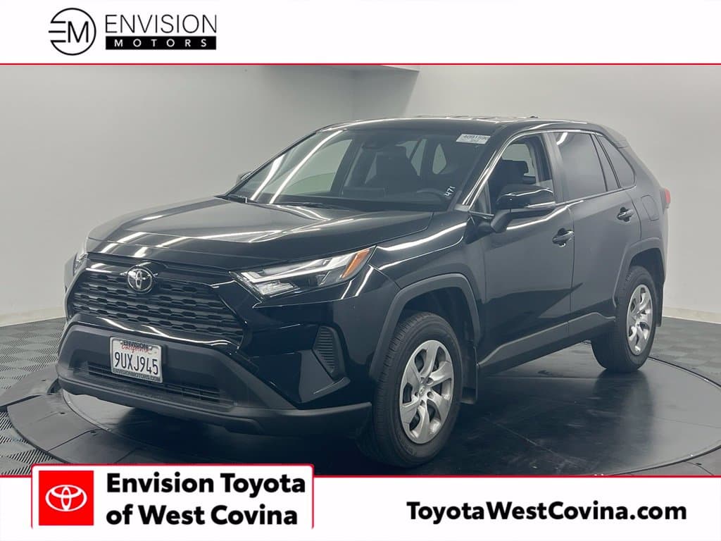 2025 Toyota RAV4 LE — photo 1 of 11