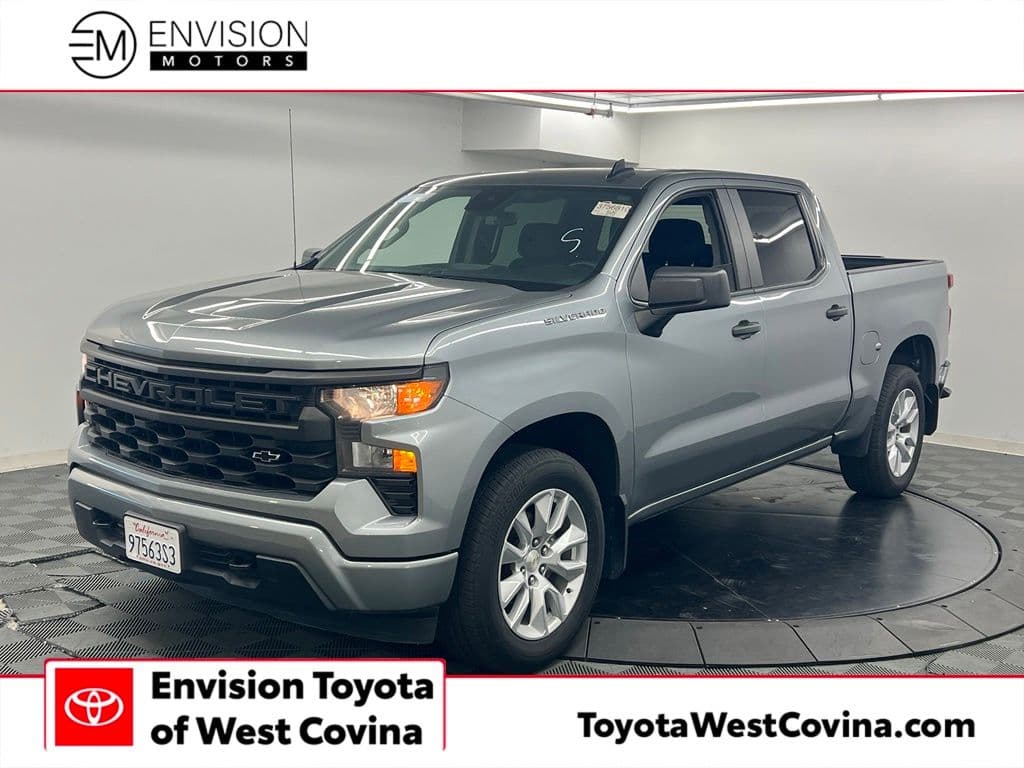 2023 Chevrolet Silverado 1500 Custom — photo 1 of 12