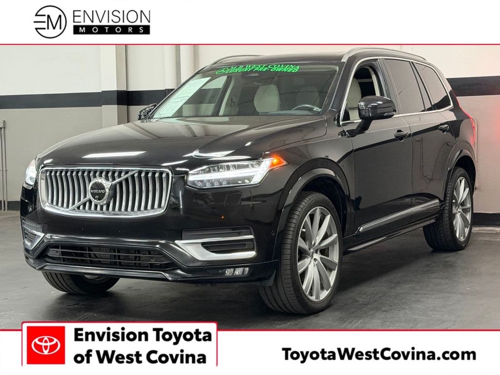 2023 Volvo XC90 B6 AWD Plus 7-Seater — photo 1 of 45