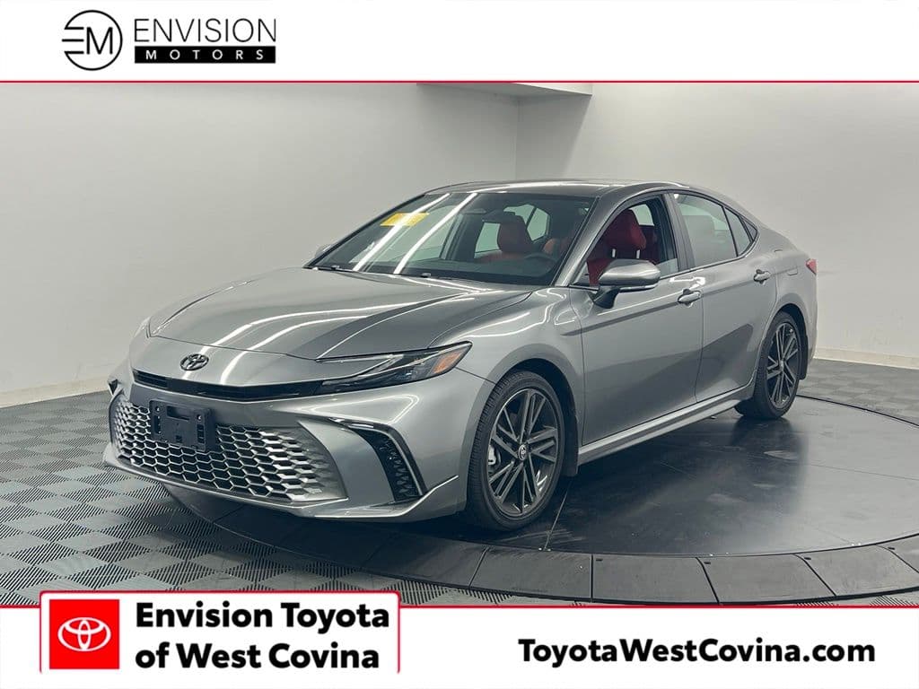 2026 Toyota Camry XSE — photo 1 of 8