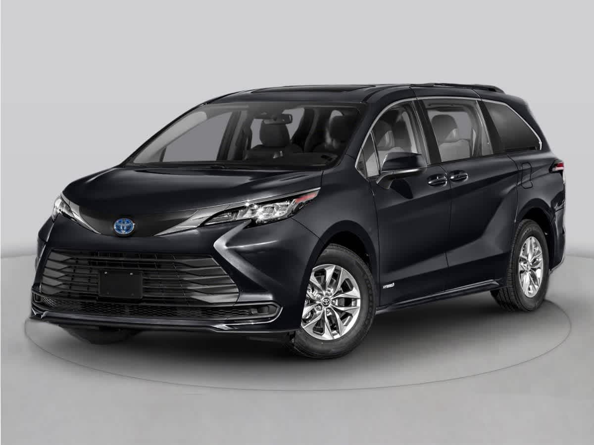2026 Toyota Sienna LE — photo 1 of 23