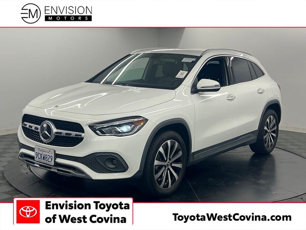 2022 Mercedes-Benz GLA 250 Base — photo 1 of 11