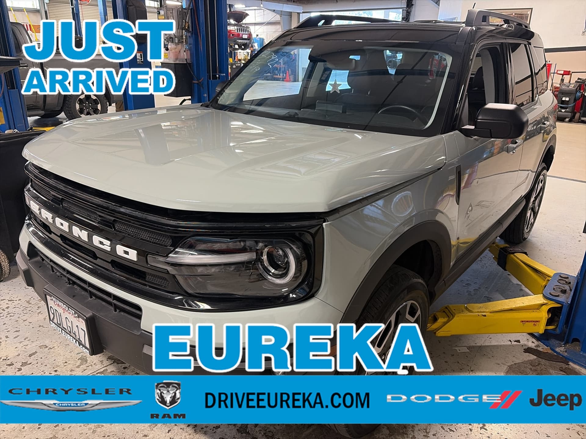 2022 Ford Bronco Sport Outer Banks — photo 1 of 2