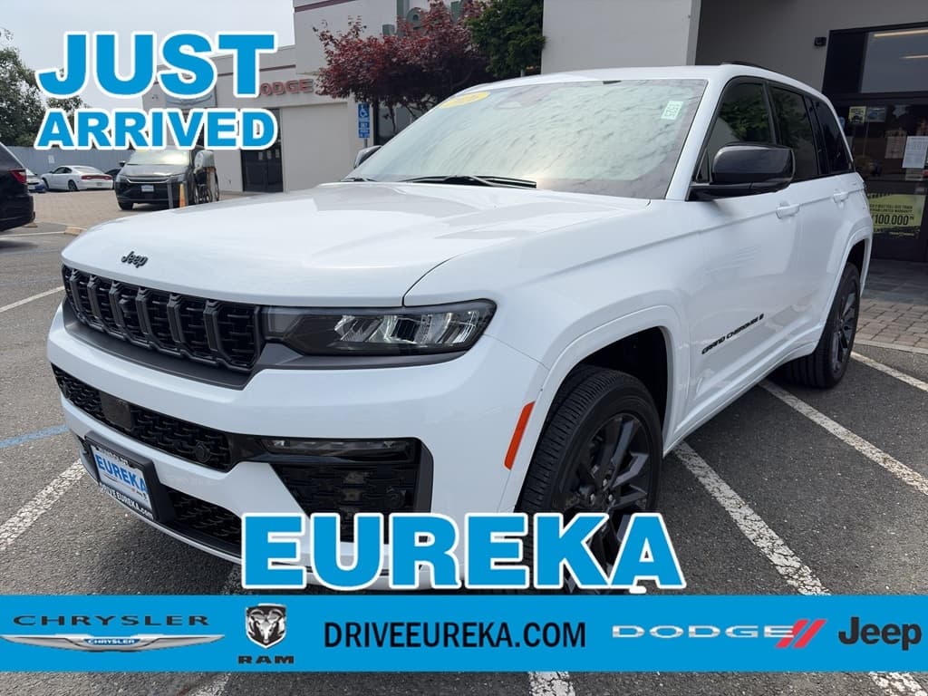 2026 Jeep Grand Cherokee LIMITED RESERVE 4X4 — photo 1 of 37