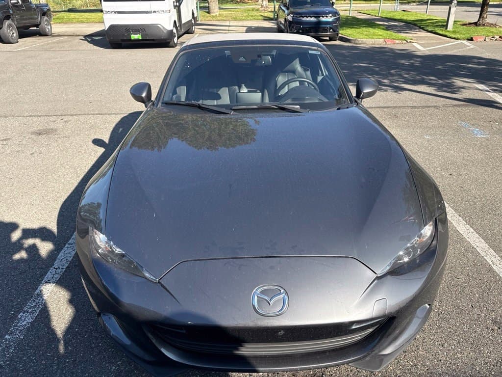 2021 Mazda MX-5 Miata Grand Touring — photo 1 of 10