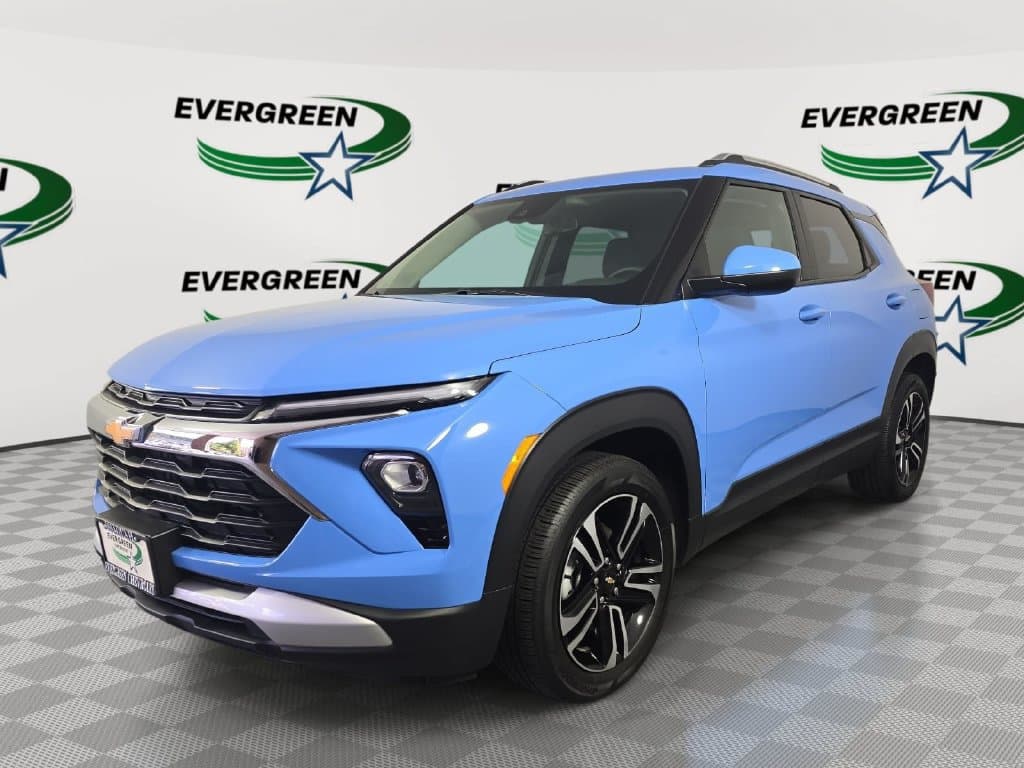 2024 Chevrolet Trailblazer LT — photo 1 of 39