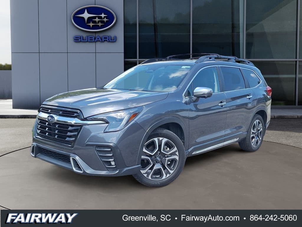 2023 Subaru Ascent Touring — photo 1 of 9