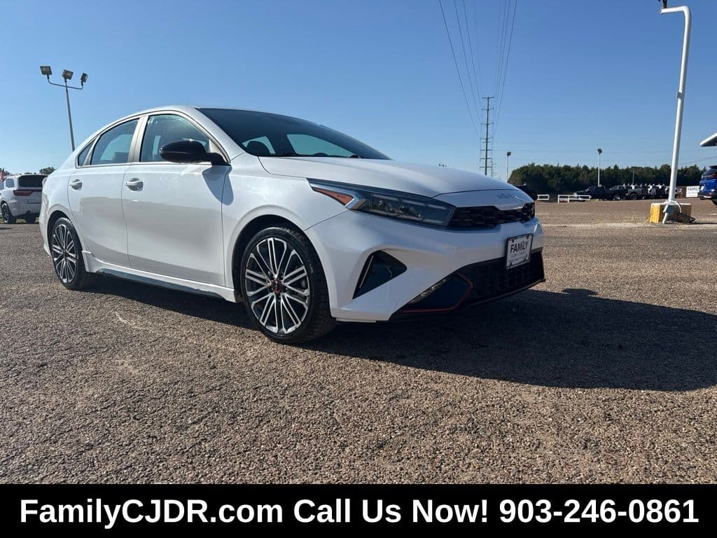 2022 Kia Forte GT — photo 1 of 25