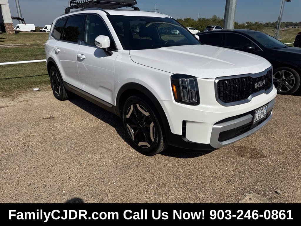 2023 Kia Telluride EX — photo 1 of 15