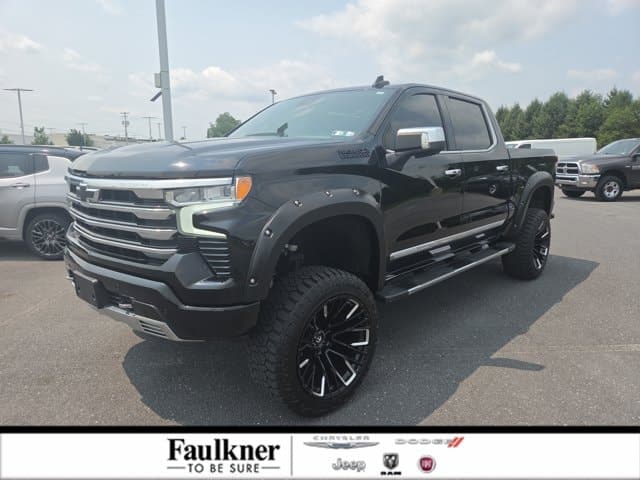 2023 Chevrolet Silverado 1500 High Country — photo 1 of 28