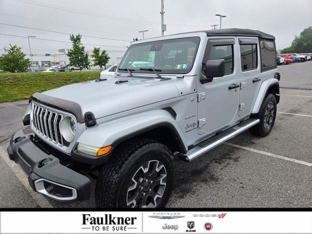 2024 Jeep Wrangler Sahara — photo 1 of 29
