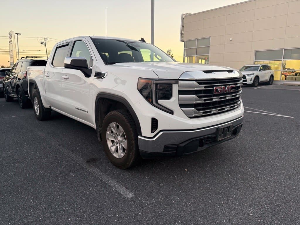 2024 GMC Sierra 1500 SLE — photo 1 of 20