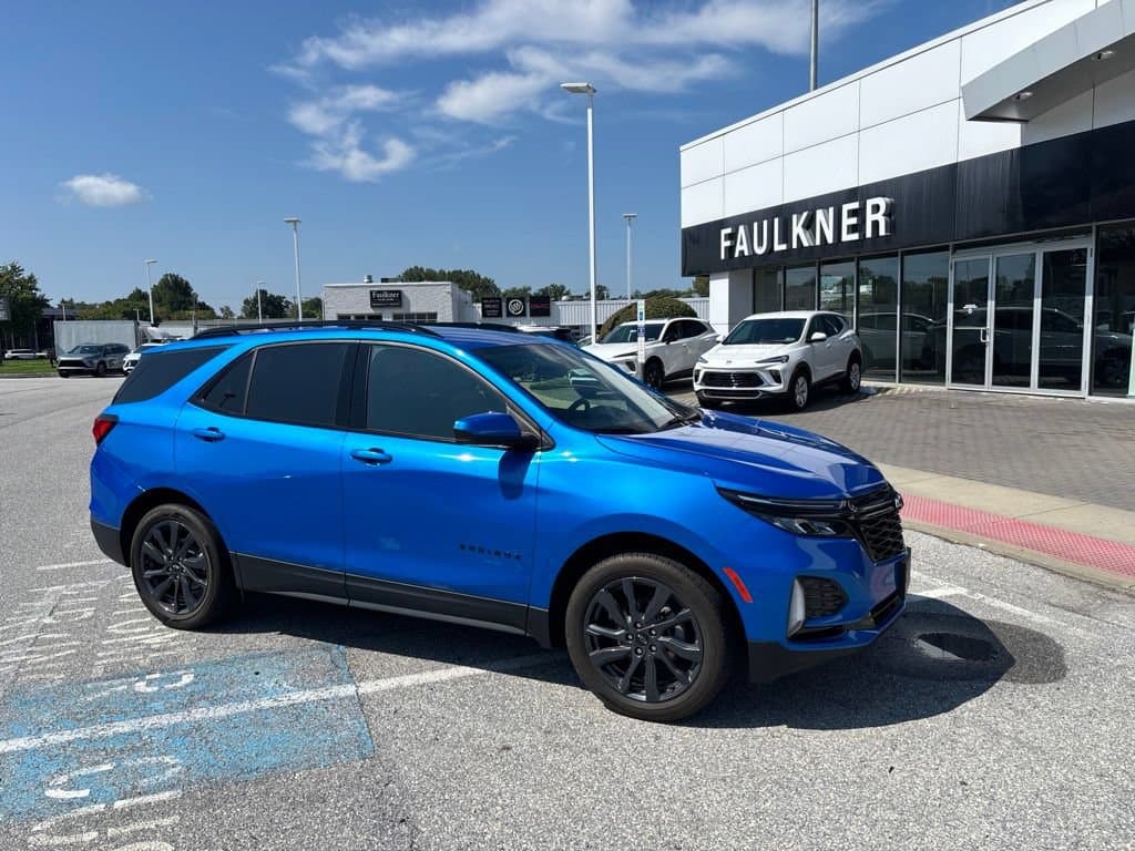 2024 Chevrolet Equinox RS — photo 1 of 16